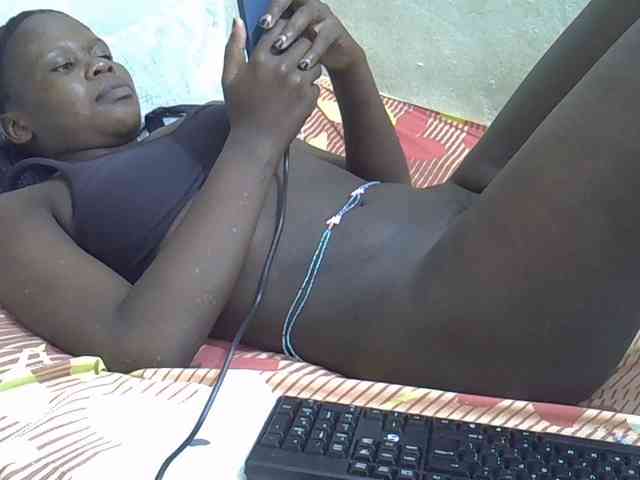 Africanasaucy webcam