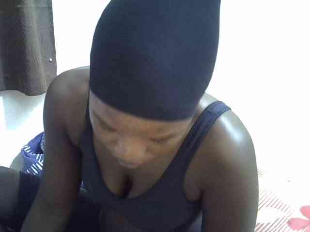 Africanasaucy webcam