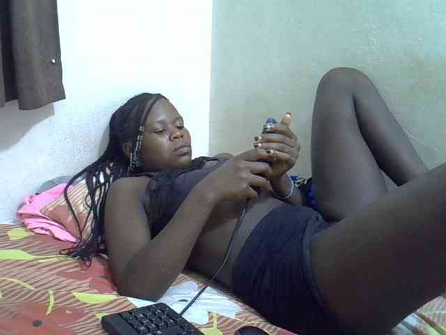 Africanasaucy webcam