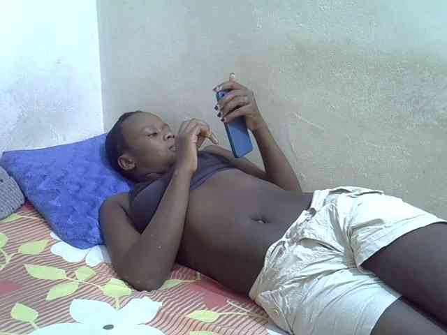 Africanasaucy webcam