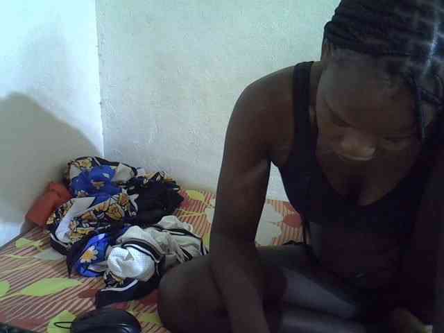 Africanasaucy webcam