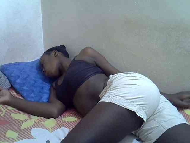 Africanasaucy webcam