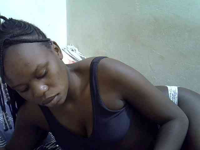 Africanasaucy webcam