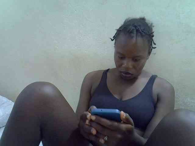 Africanasaucy webcam