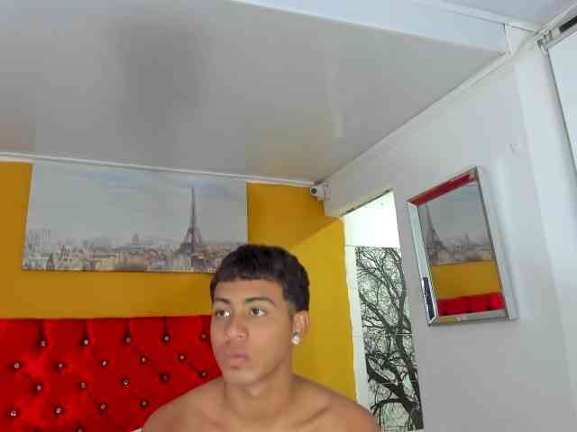 khloeandres webcam