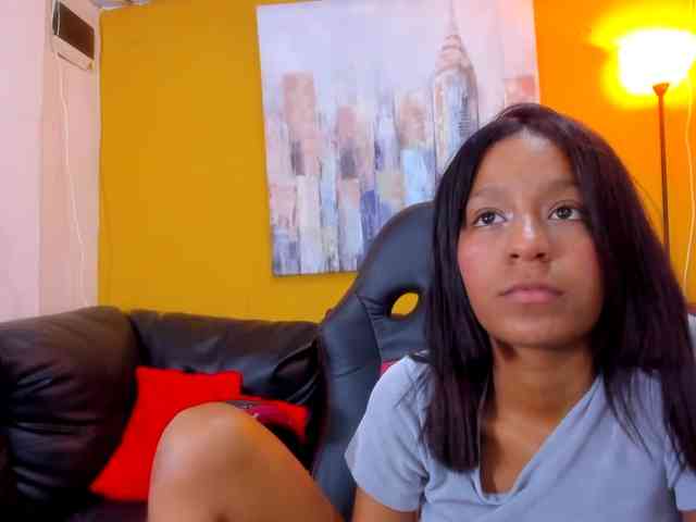 khloeandres webcam
