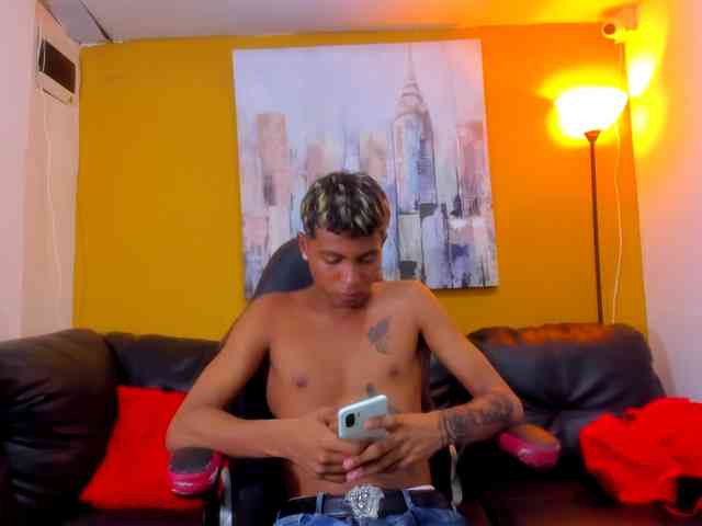 khloeandres webcam