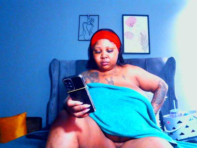 PearBlu38 Live Cam on BongaCams