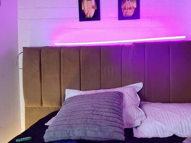 Nikkenyx's BongaCams show and profile