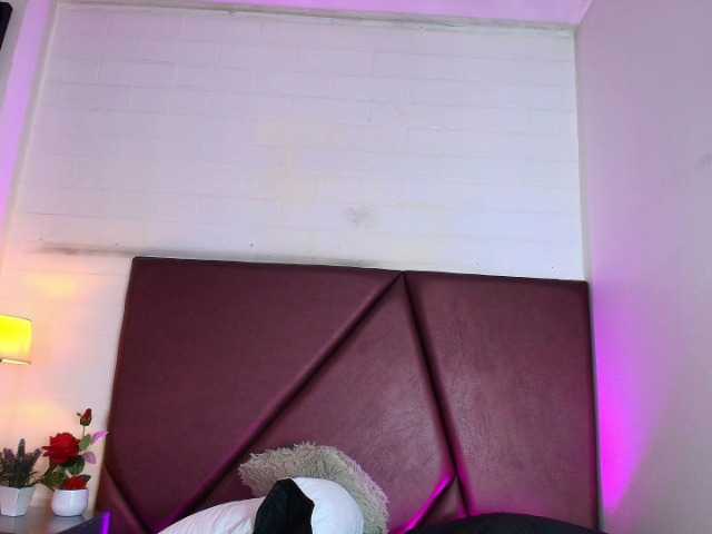 Nikkenyx's BongaCams show and profile