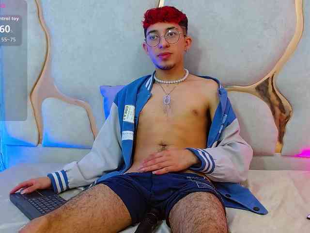 Axel-tay Live Webcam on BongaCams