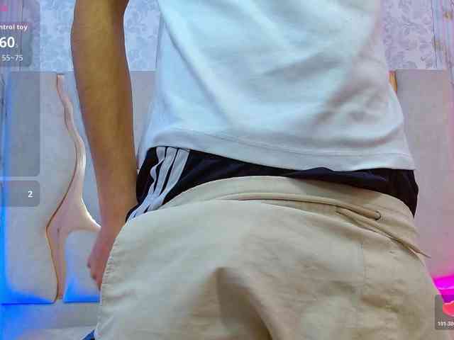 Axel-tay Live Webcam on BongaCams