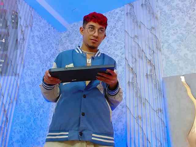 Axel-tay Live Webcam on BongaCams