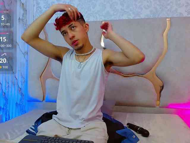 Axel-tay Live Webcam on BongaCams