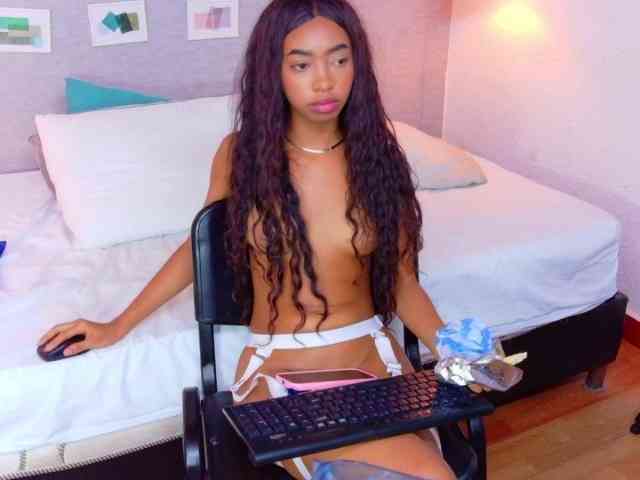my-little-sin18 webcam