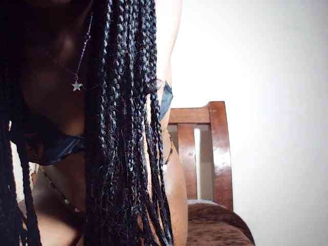 Fridah524 webcam