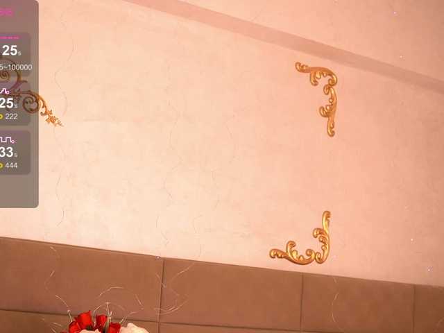 KyraCase's BongaCams show and profile