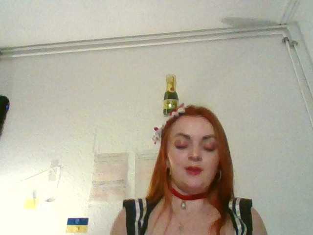 MarcilinCutie's BongaCams show and profile