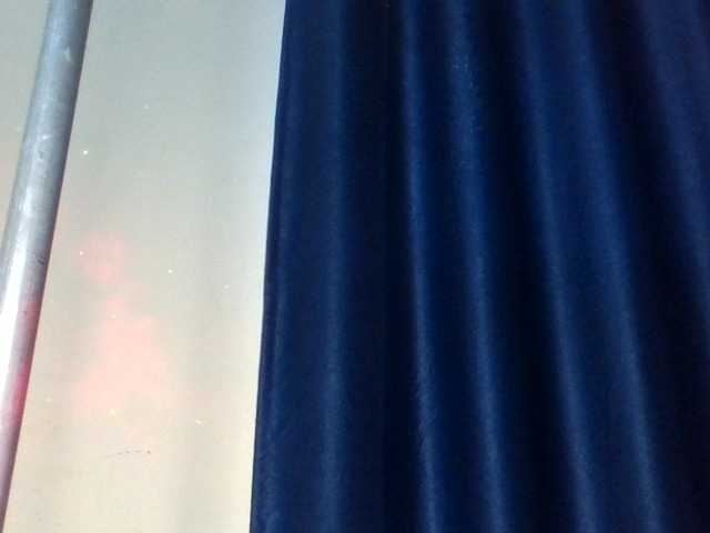 Velveet's BongaCams show and profile