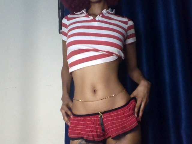 Velveet's BongaCams show and profile