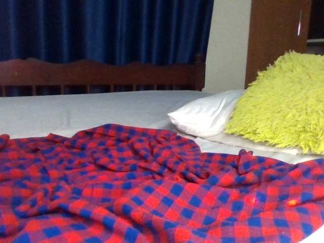 Velveet's BongaCams show and profile