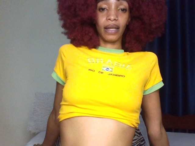 Velveet's BongaCams show and profile