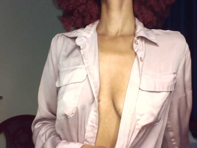 Velveet's BongaCams show and profile