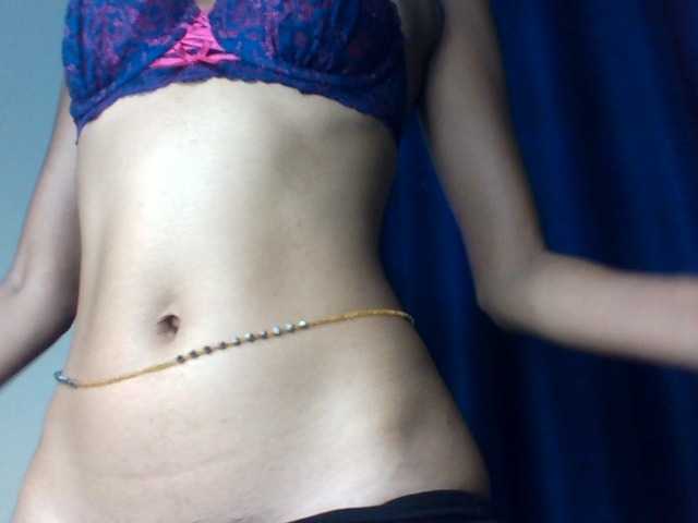 Velveet's BongaCams show and profile