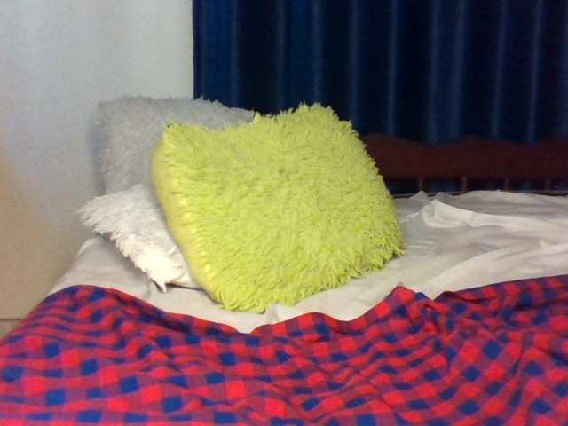 Velveet's BongaCams show and profile