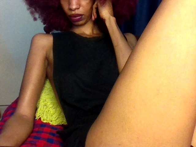 Velveet's BongaCams show and profile