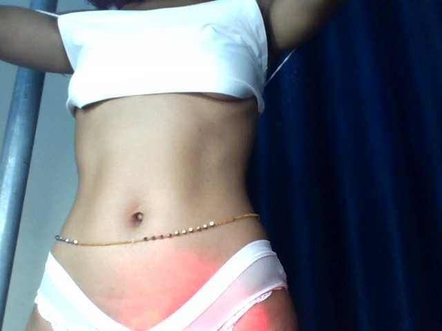 Velveet's BongaCams show and profile