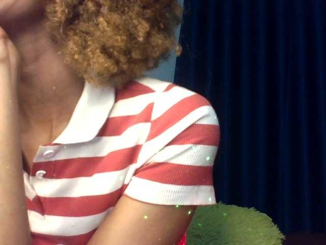 Velveet's BongaCams show and profile