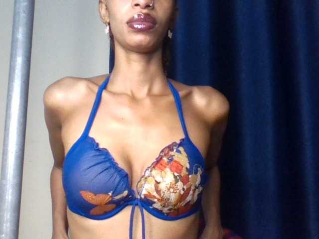 Velveet's BongaCams show and profile