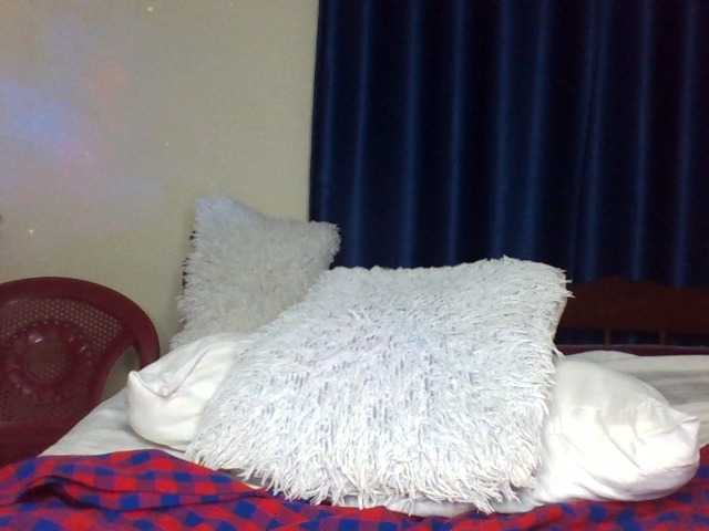 Velveet's BongaCams show and profile