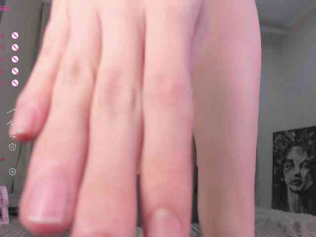 Horny-Carusel webcam