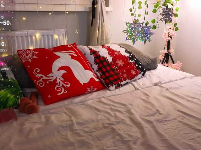 KiraBriis's BongaCams show and profile