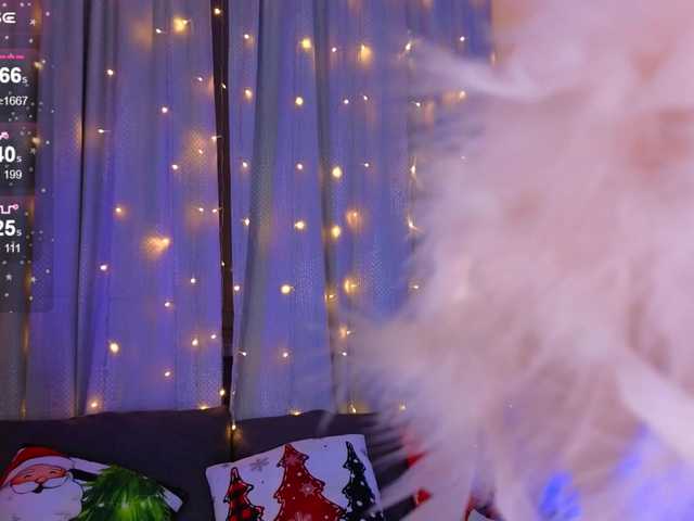 KiraBriis's BongaCams show and profile