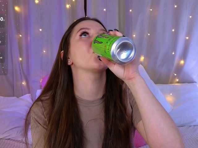 KiraBriis's BongaCams show and profile