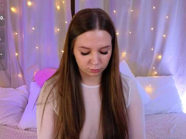 KiraBriis's BongaCams show and profile