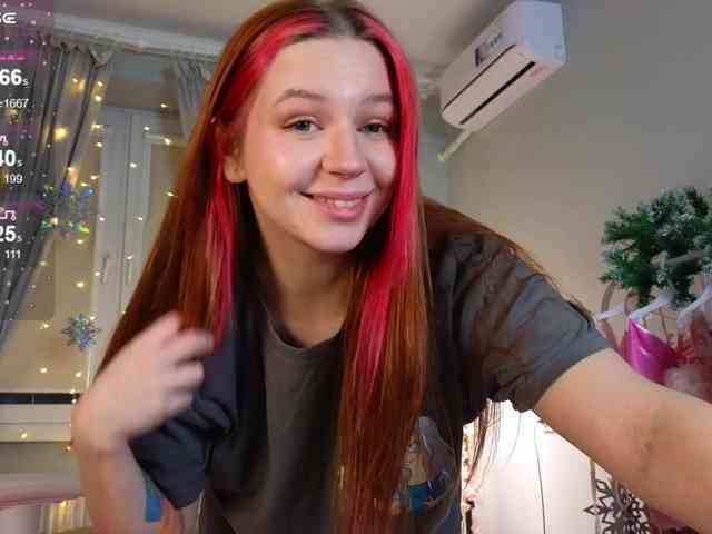 KiraBriis Live Webcam on BongaCams