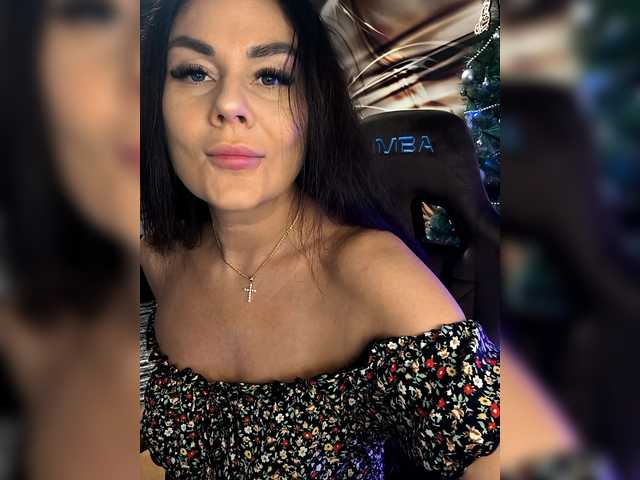 Paniserca's BongaCams show and profile