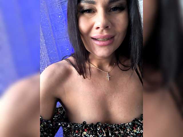 Paniserca's BongaCams show and profile