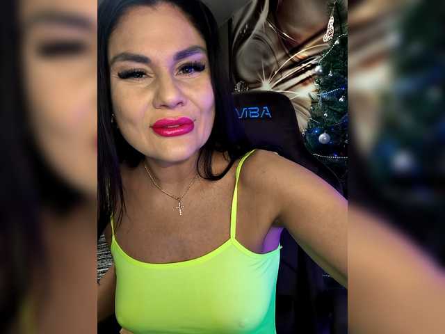 Paniserca's BongaCams show and profile