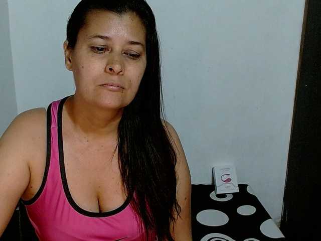 Adrianamilf's BongaCams show and profile