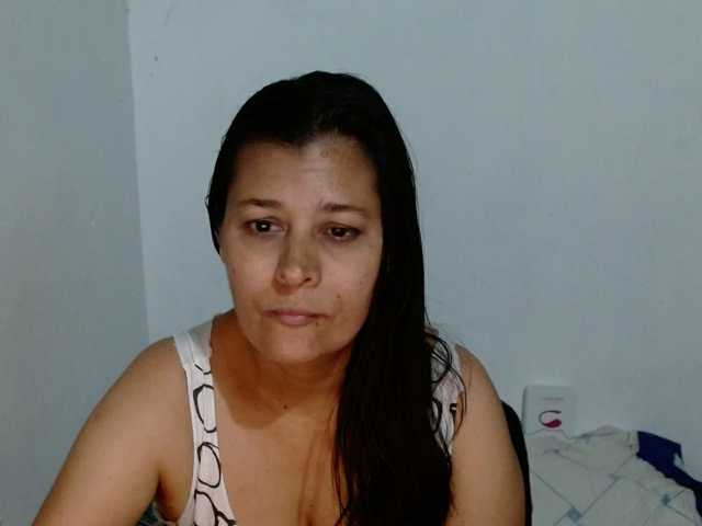 Adrianamilf's BongaCams show and profile