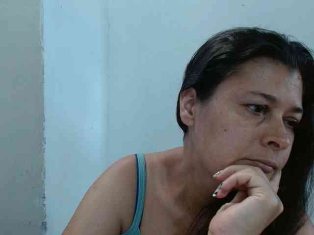 Adrianamilf webcam