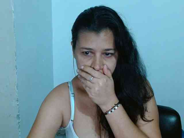 Adrianamilf webcam