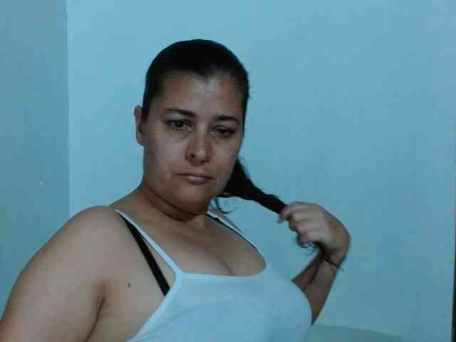 Adrianamilf webcam