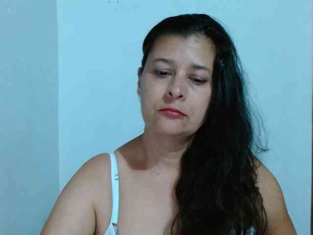 Adrianamilf webcam