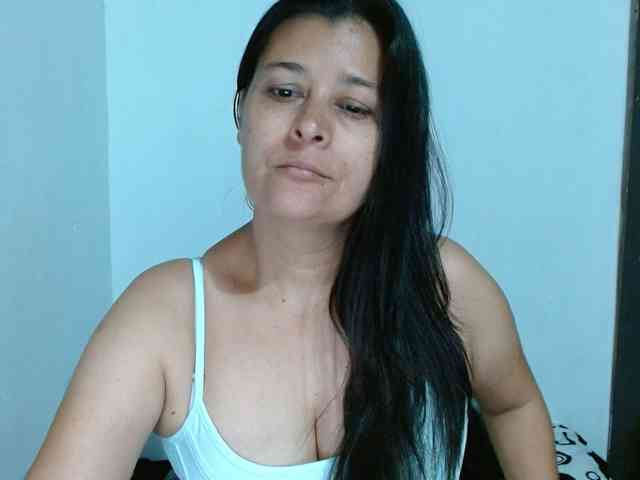 Adrianamilf webcam